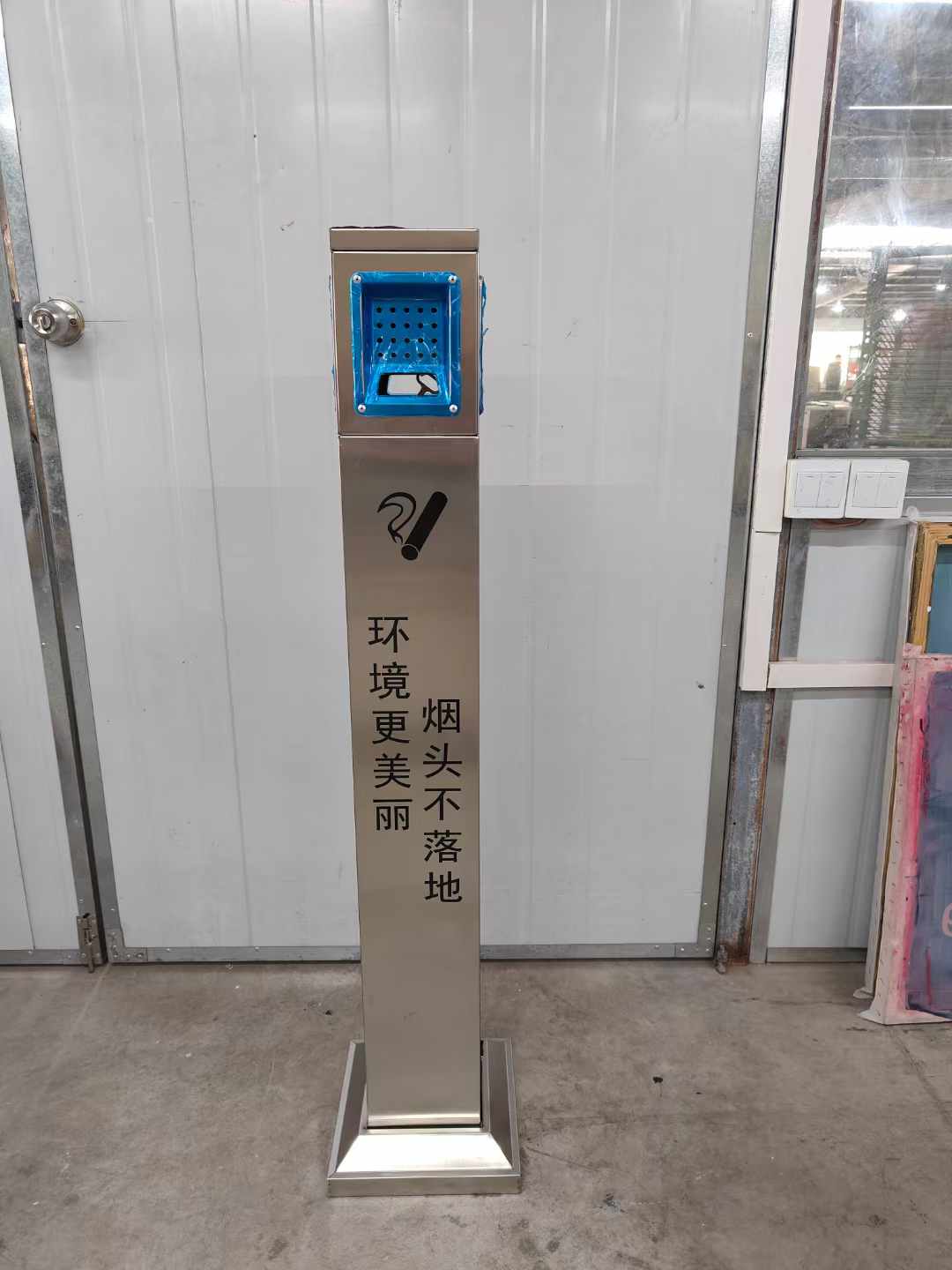 不锈钢烟灰柱 需要定制烟灰柱厂家 不锈钢烟灰柱